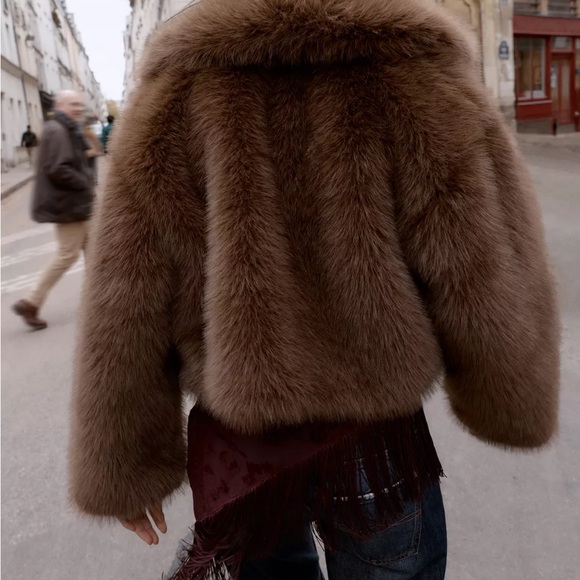 Zara Elegant Brown Teddy Jacket - Picture 2 of 7